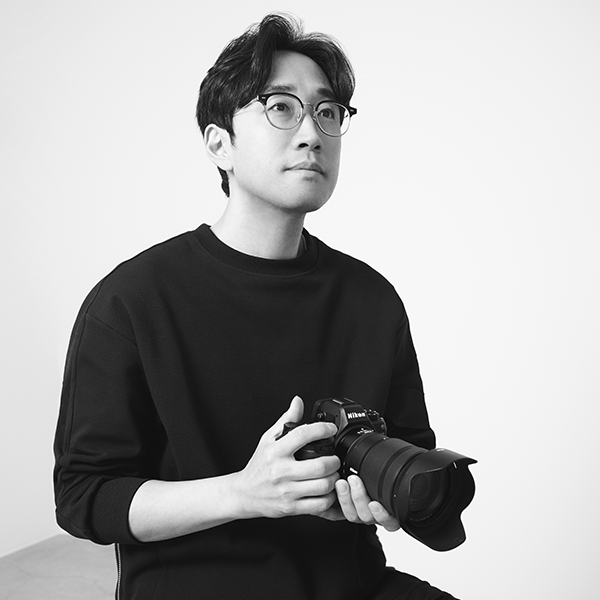 작가 이미지 color