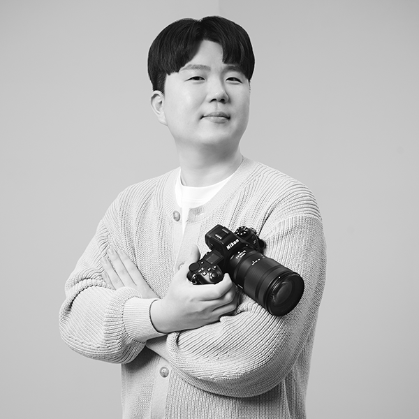 작가 이미지 color